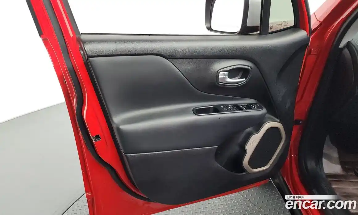 Jeep Renegade 2017 2.0 автомат (гидро), фото 14