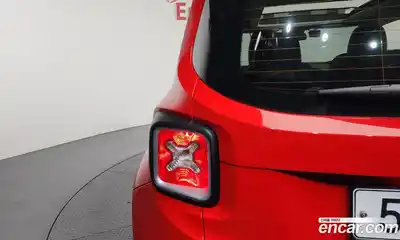 Jeep Renegade 2017 2.0 автомат (гидро), миниатюра 9