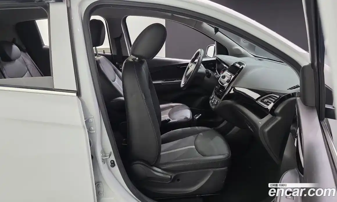 Chevrolet Spark 2021 1.0 гидро, фото 12
