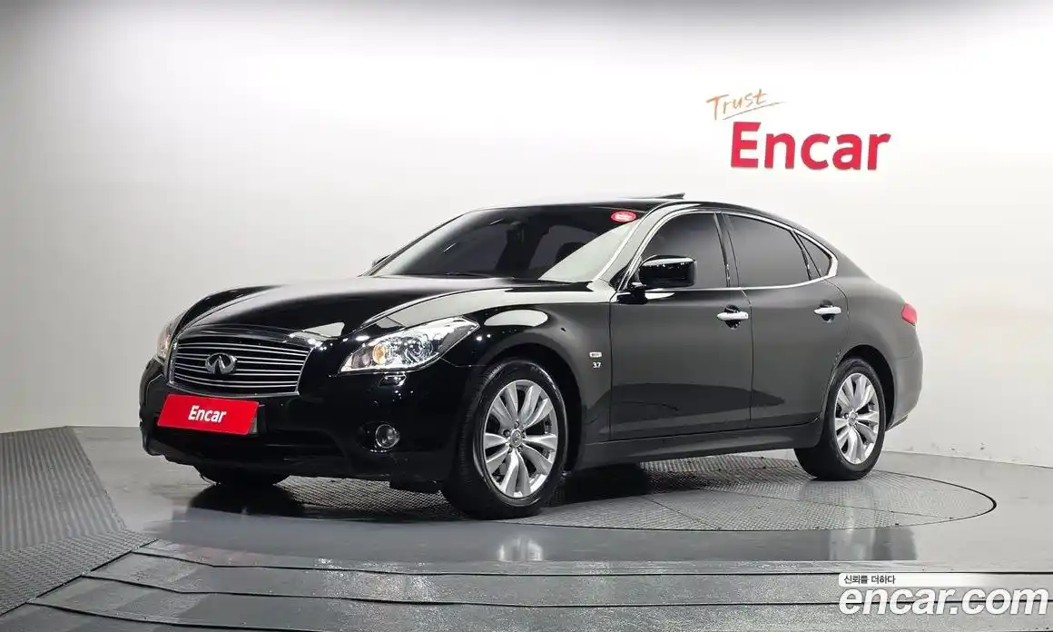 Infiniti M 2010 3.7 гидро, фото 1