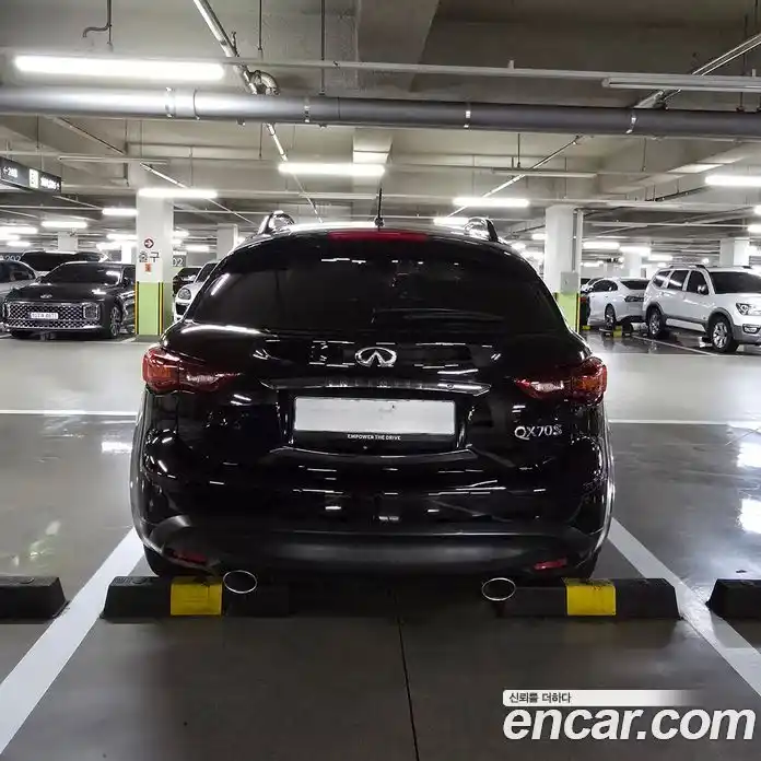 Infiniti QX70 2017 3.7 гидро, фото 4