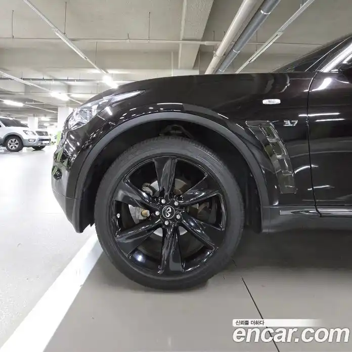 Infiniti QX70 2017 3.7 гидро, фото 5