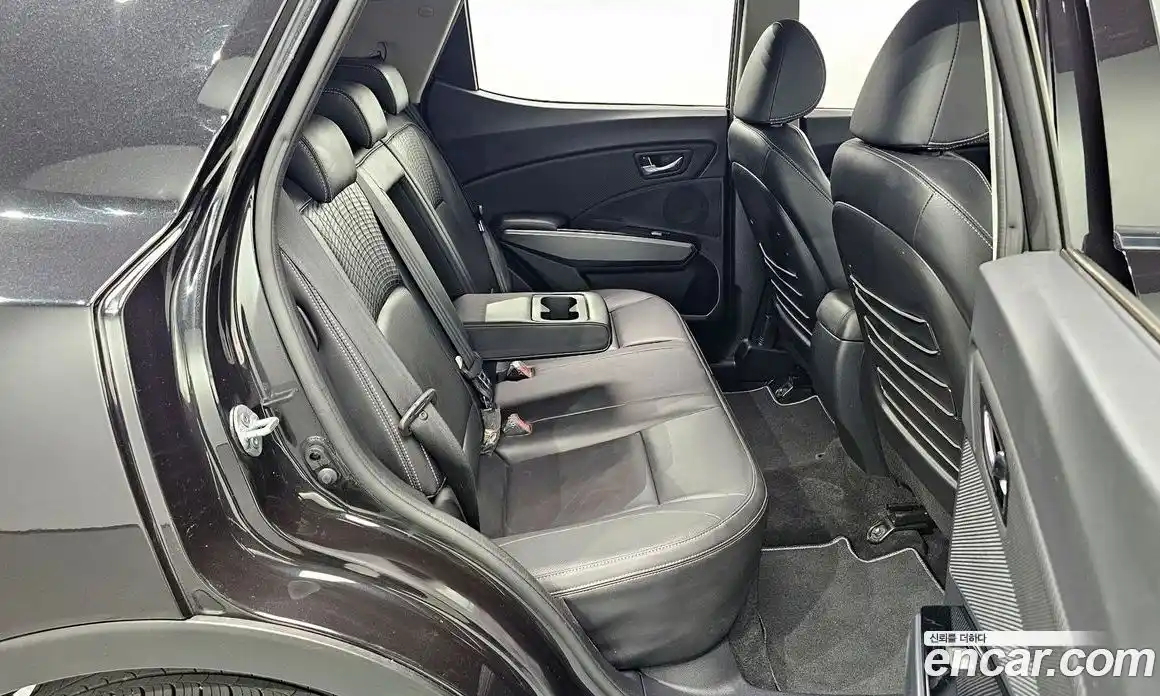SsangYong TIBOLI 2019 1.6 автомат (гидро), фото 11