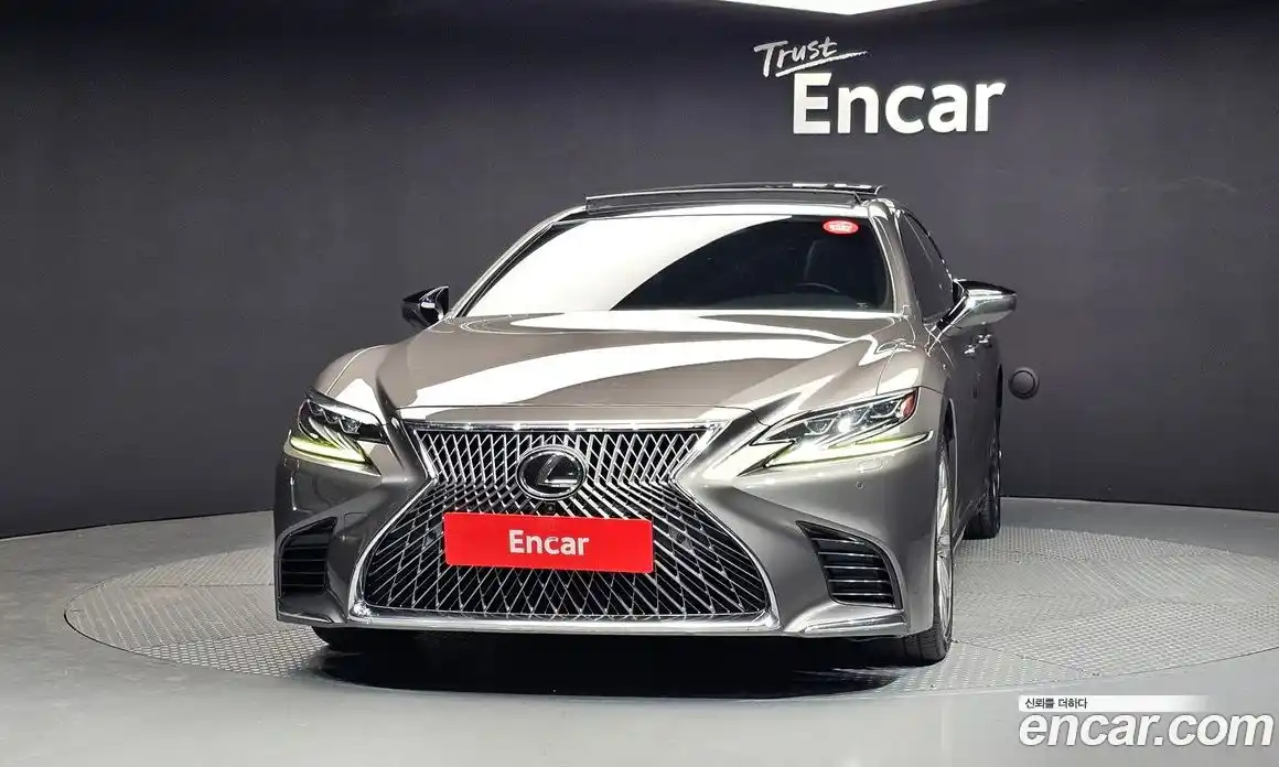 Lexus LS 2019 3.4 гидро, фото 1