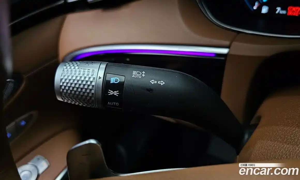 Genesis GV70 2022 2.5 гидро, фото 30