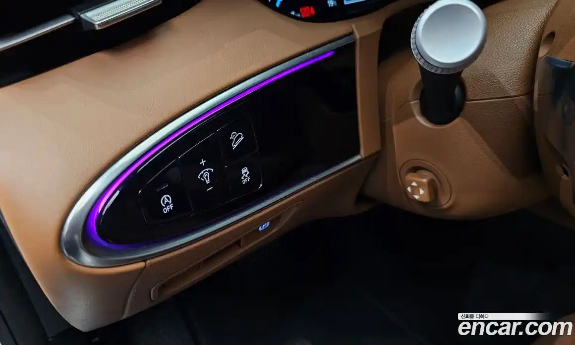 Genesis GV70 2022 2.5 гидро, фото 32