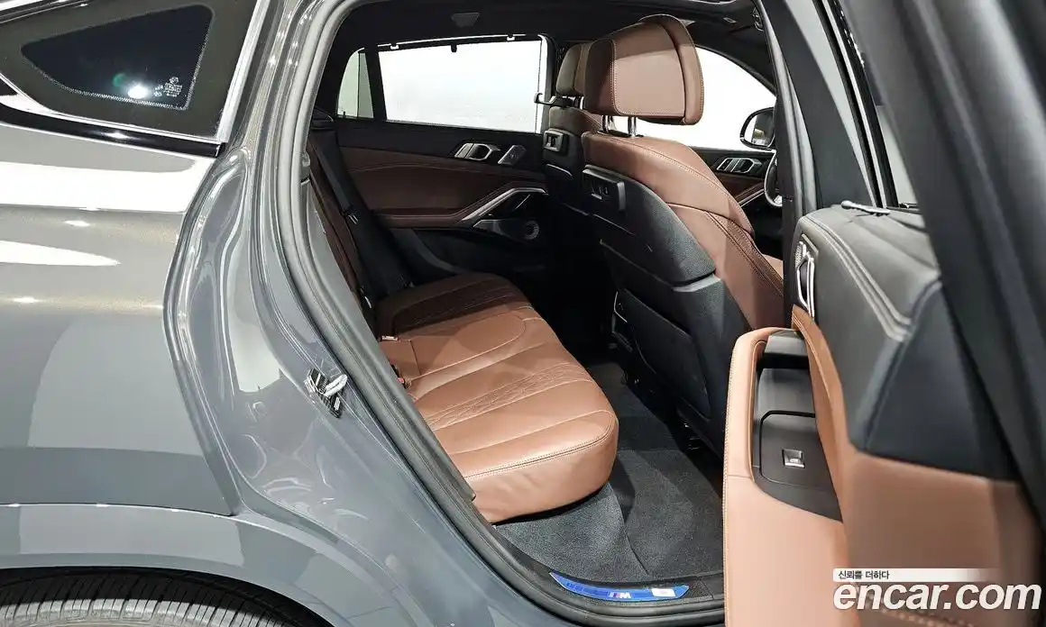 BMW X6 2023 3.0 автомат (гидро), фото 12