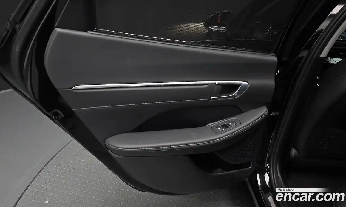 Hyundai Sonata 2022 2.0 автомат (гидро), фото 15