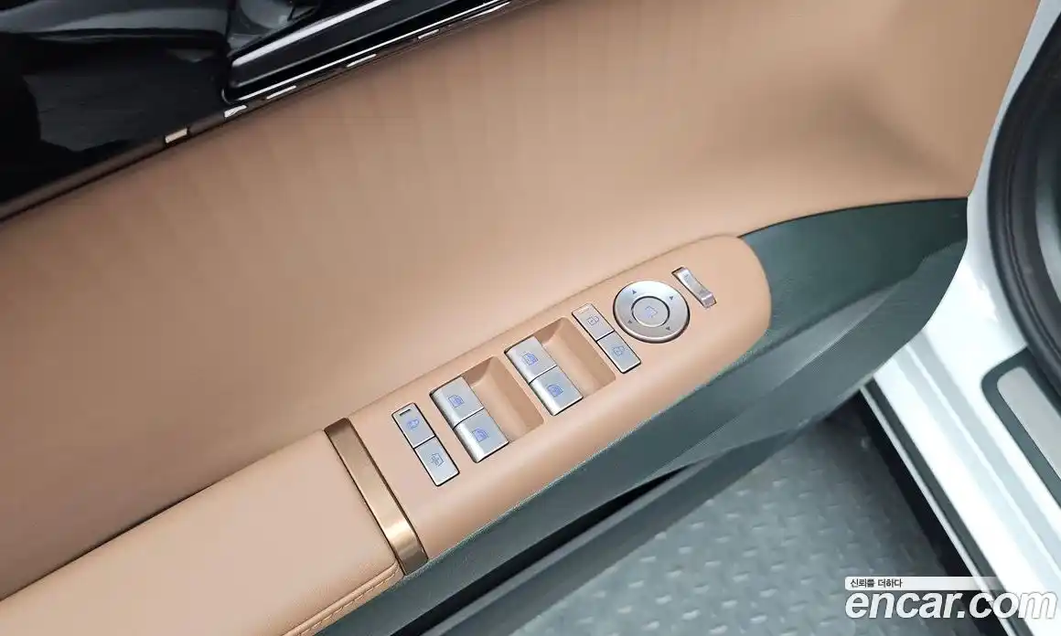 Hyundai Grandeur 2024 1.6 автомат (гидро), фото 27