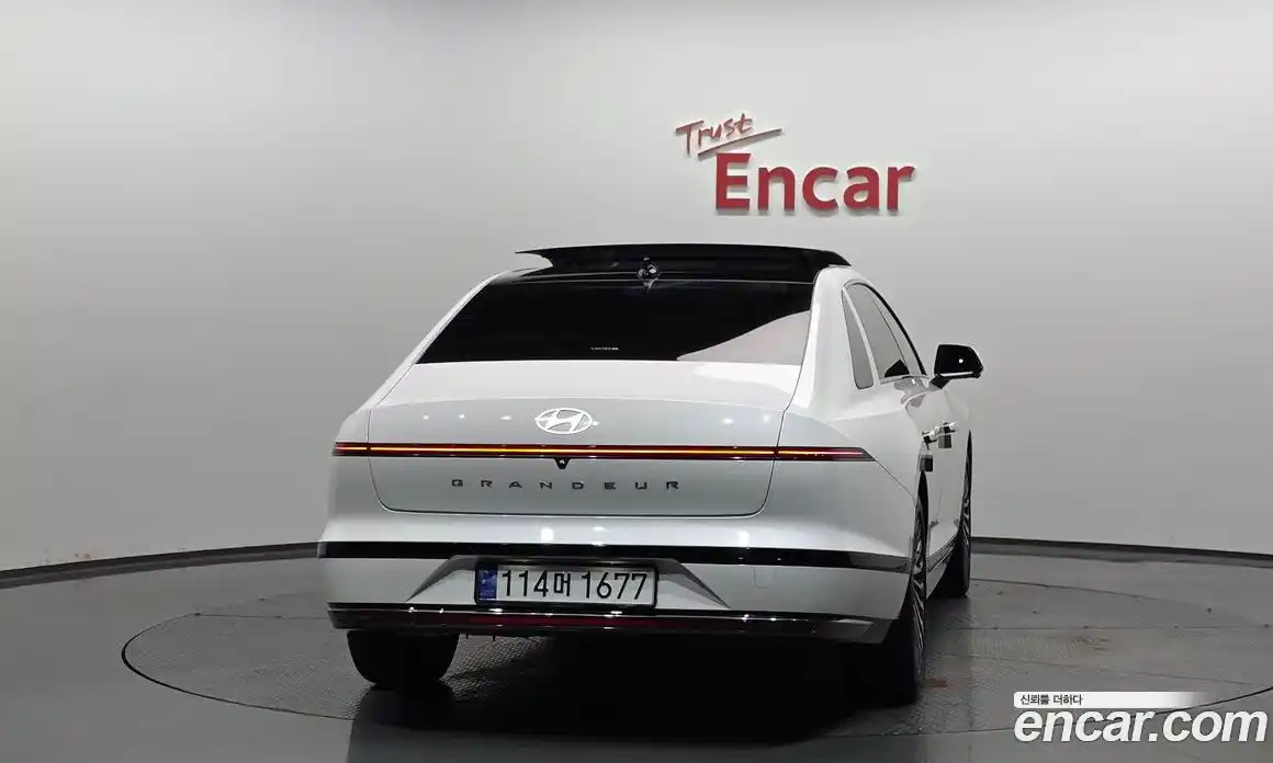 Hyundai Grandeur 2024 1.6 автомат (гидро), фото 3