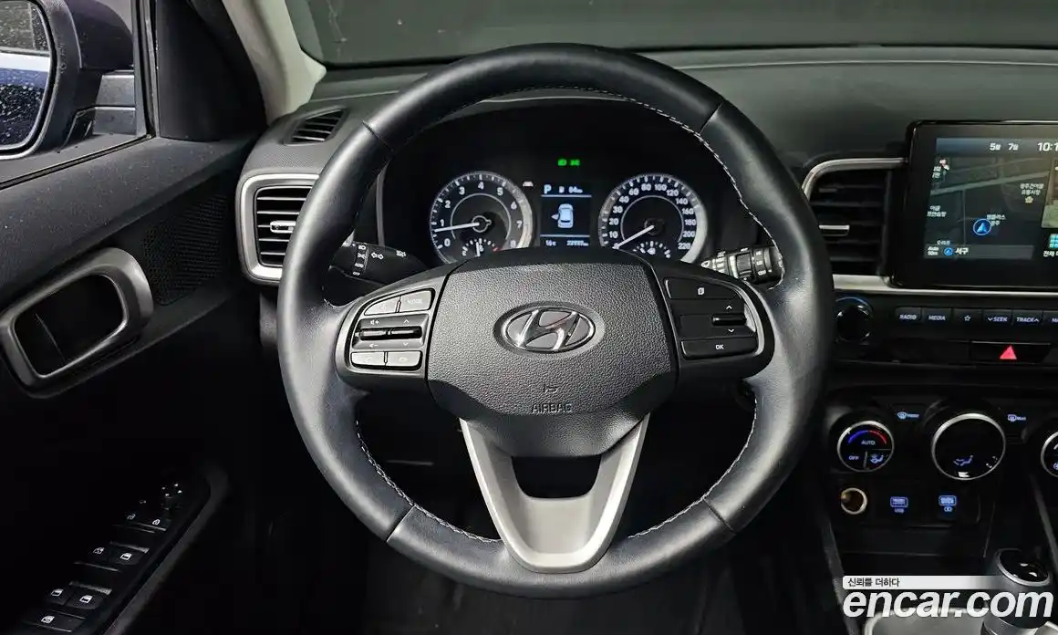 Hyundai Venue 2020 1.6 автомат (гидро), фото 19