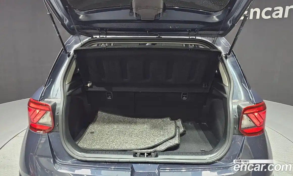Hyundai Venue 2020 1.6 автомат (гидро), фото 26