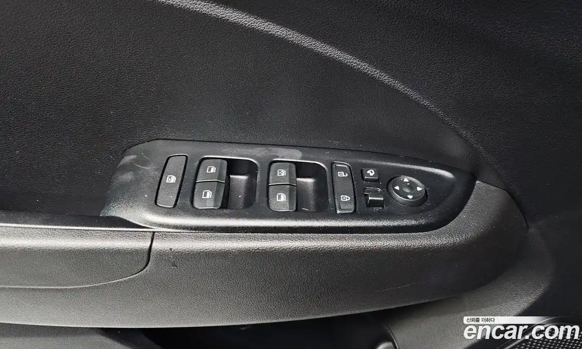 Hyundai Venue 2020 1.6 автомат (гидро), фото 27