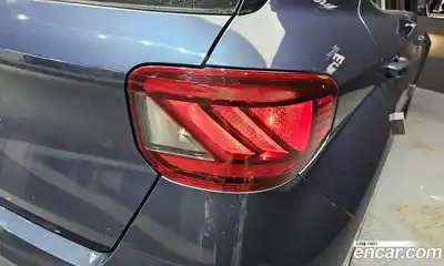 Hyundai Venue 2020 1.6 автомат (гидро), миниатюра 9