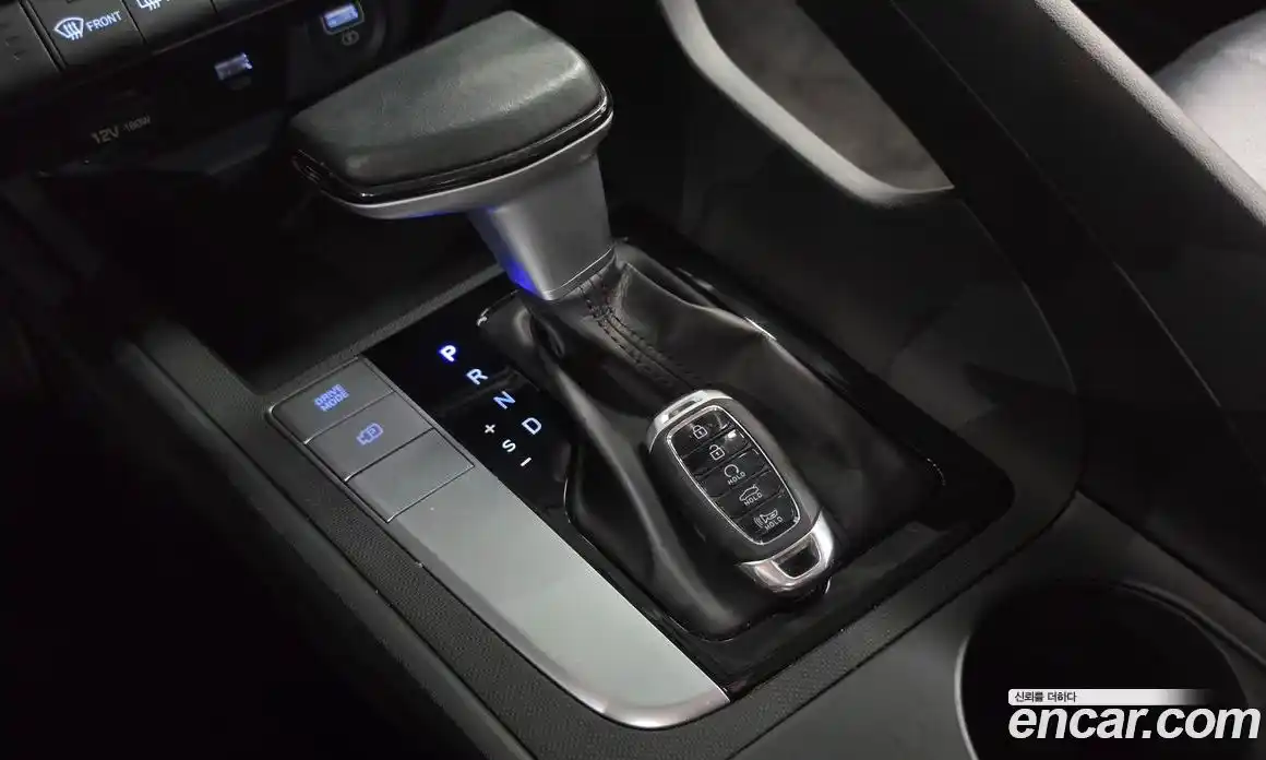 Hyundai Avante 2020 1.6 автомат (гидро), фото 12