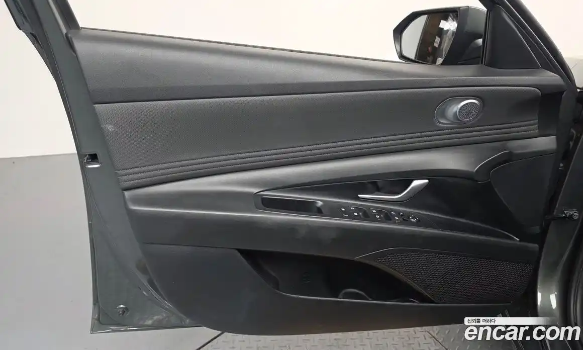 Hyundai Avante 2020 1.6 автомат (гидро), фото 14