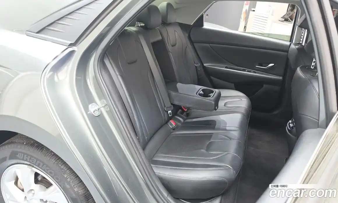 Hyundai Avante 2020 1.6 автомат (гидро), фото 17