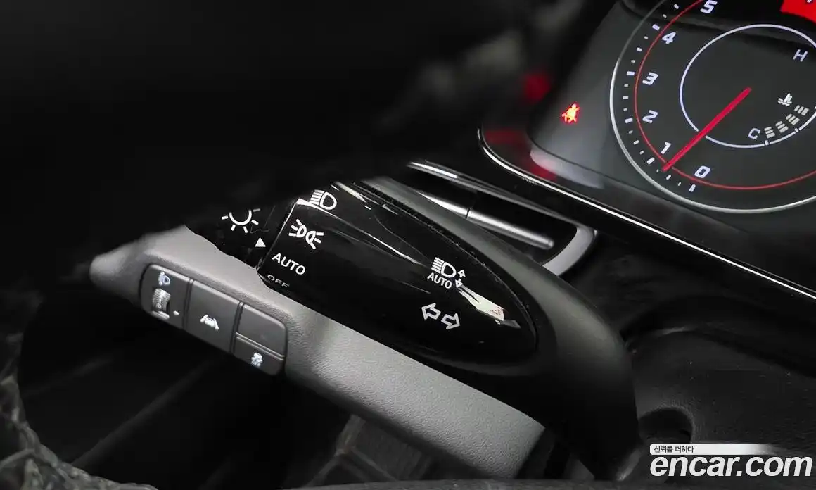 Hyundai Avante 2020 1.6 автомат (гидро), фото 27