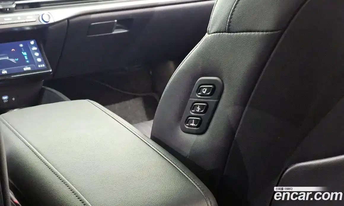 Hyundai Grandeur 2024 3.5 автомат (гидро), фото 27