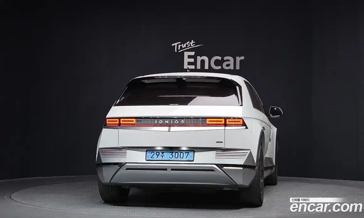 Hyundai Ioniq 5 2021 0.1 автомат (гидро), фото 4