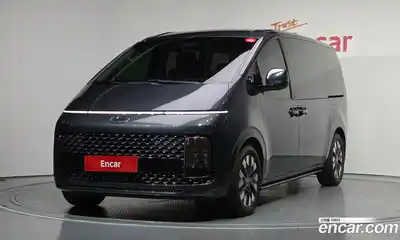 Hyundai Staria