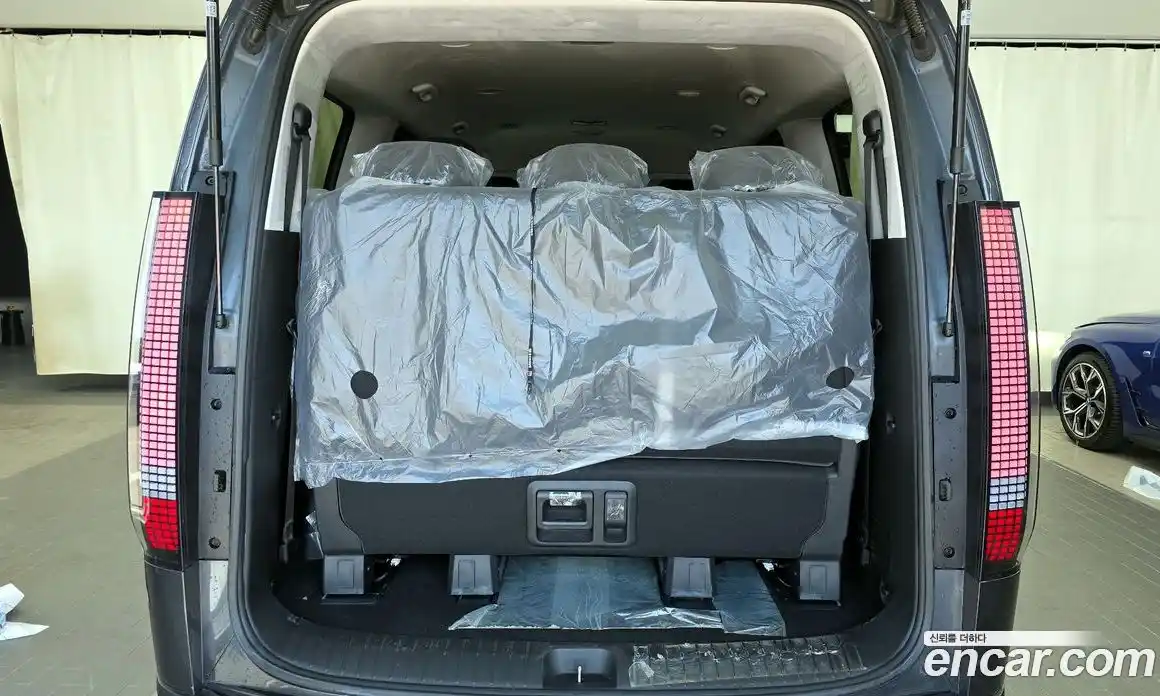 Hyundai Staria 2022 2.2 гидро, фото 26