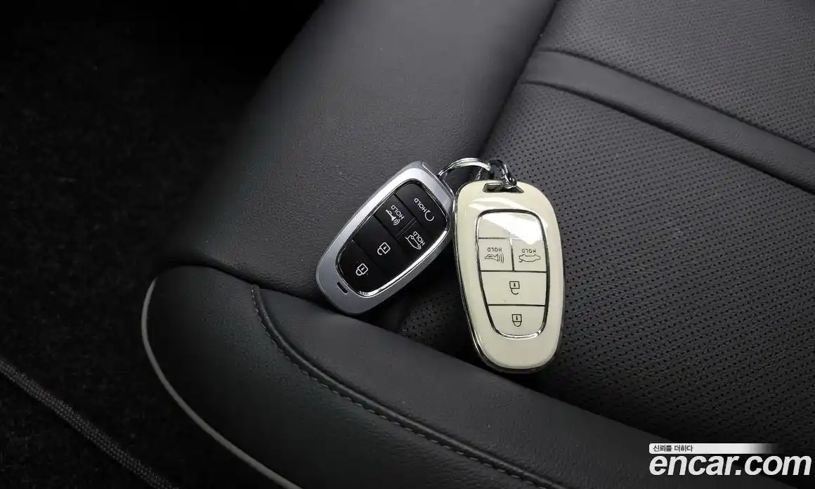 Hyundai Staria 2022 2.2 гидро, фото 29