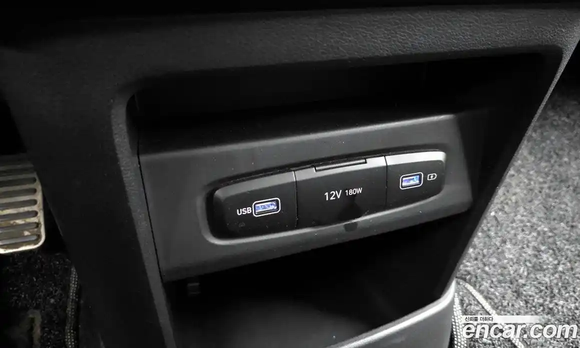 Hyundai Staria 2022 2.2 гидро, фото 31