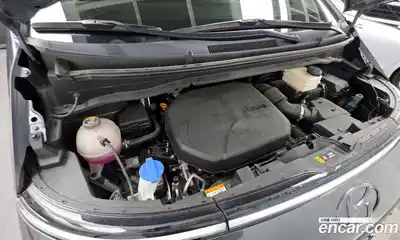 Hyundai Staria 2022 2.2 гидро, миниатюра 6