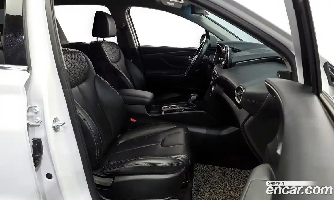 Hyundai Santa Fe 2019 2.0 автомат (гидро), фото 16