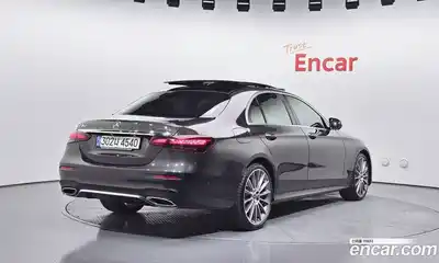 Mercedes-Benz E-Class 2022 2.0 гидро, миниатюра 2