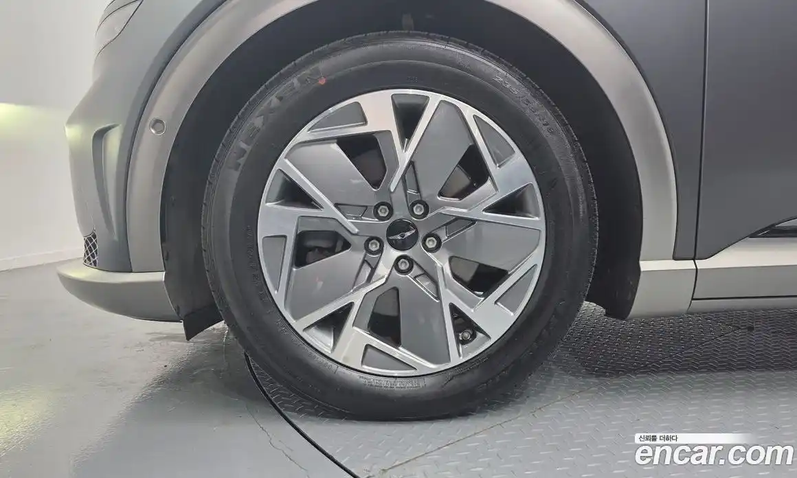 Genesis GV60 2022 0.1 гидро, фото 5