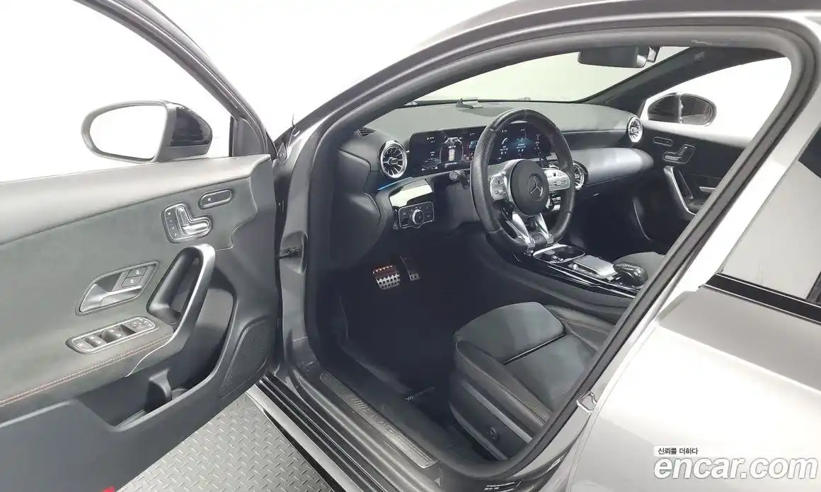 Mercedes-Benz A-Class 2022 2.0 гидро, фото 26
