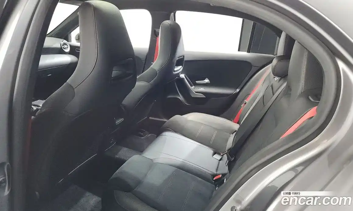 Mercedes-Benz A-Class 2022 2.0 гидро, фото 27