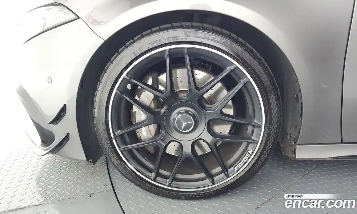 Mercedes-Benz A-Class 2022 2.0 гидро, фото 5