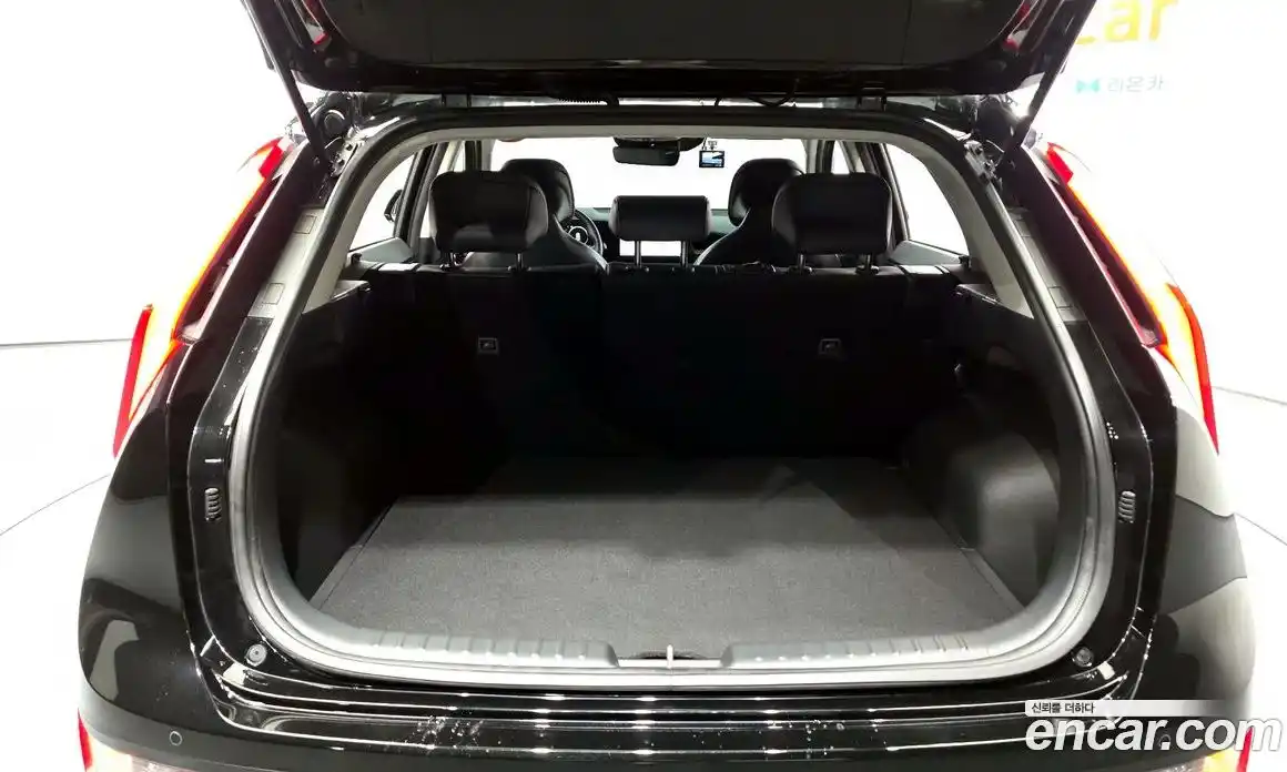 Kia Niro 2023 автомат (гидро), фото 31