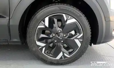 Kia Niro 2023 автомат (гидро), миниатюра 7