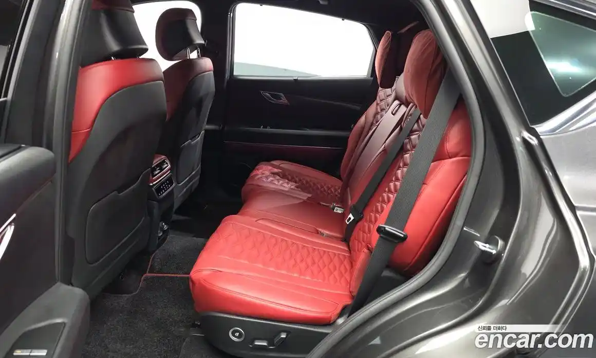 Genesis GV80 2024 2.5 автомат (гидро), фото 16