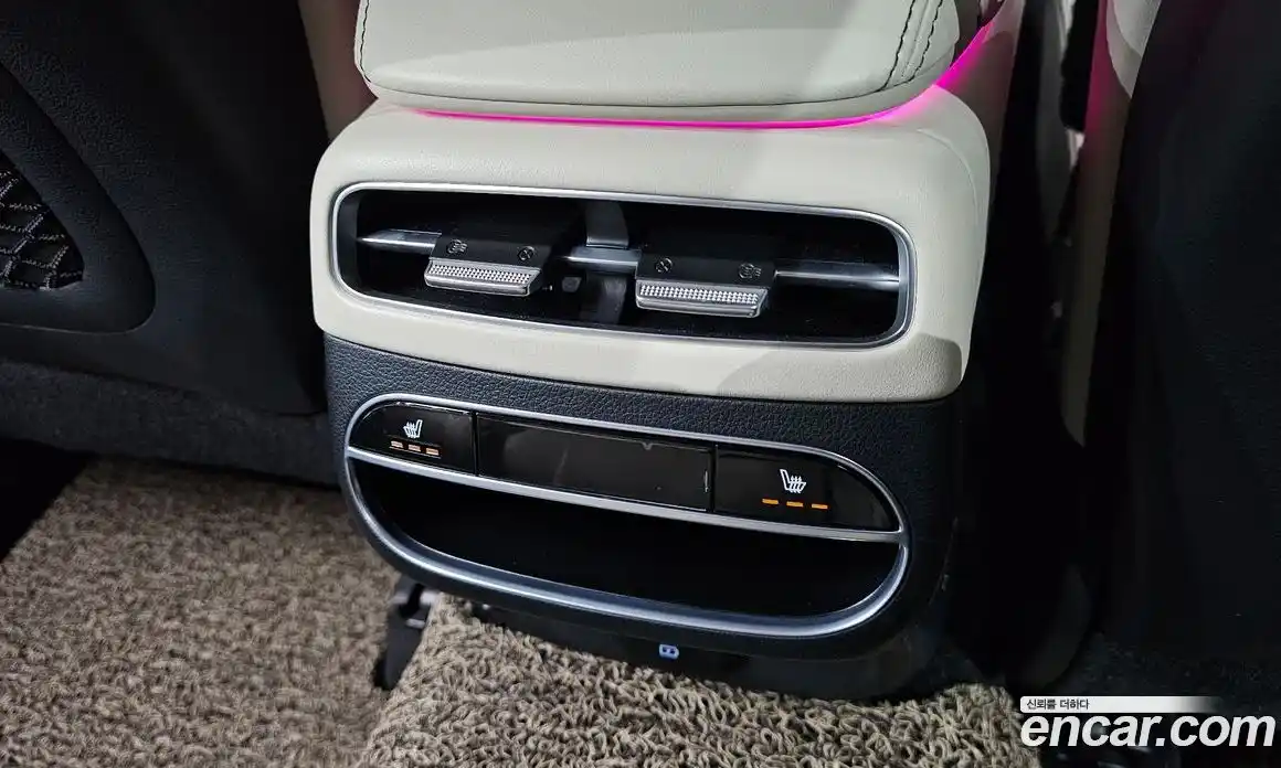 Genesis GV70 2023 2.5 гидро, фото 24
