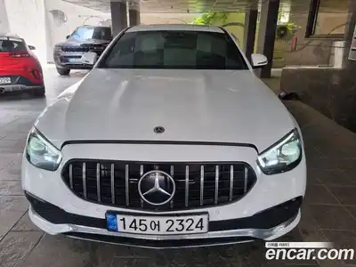 Mercedes-Benz E-Class, 2022, 54 536 км