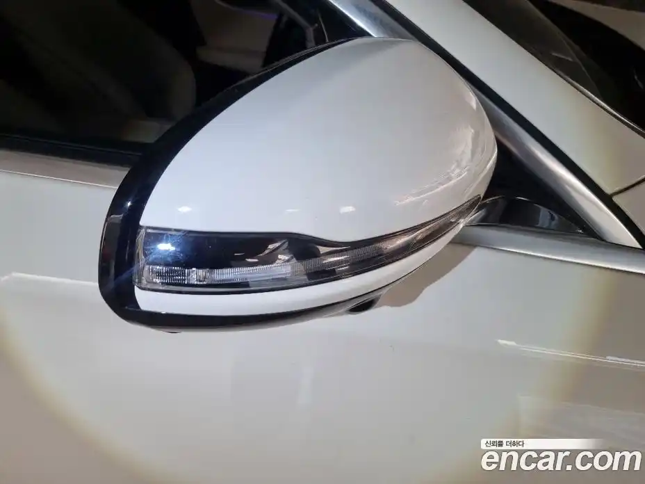 Mercedes-Benz E-Class 2022 2.0 автомат (гидро), фото 5