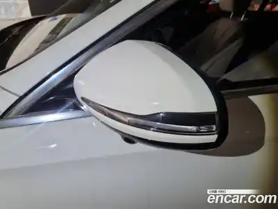 Mercedes-Benz E-Class 2022 2.0 автомат (гидро), миниатюра 10