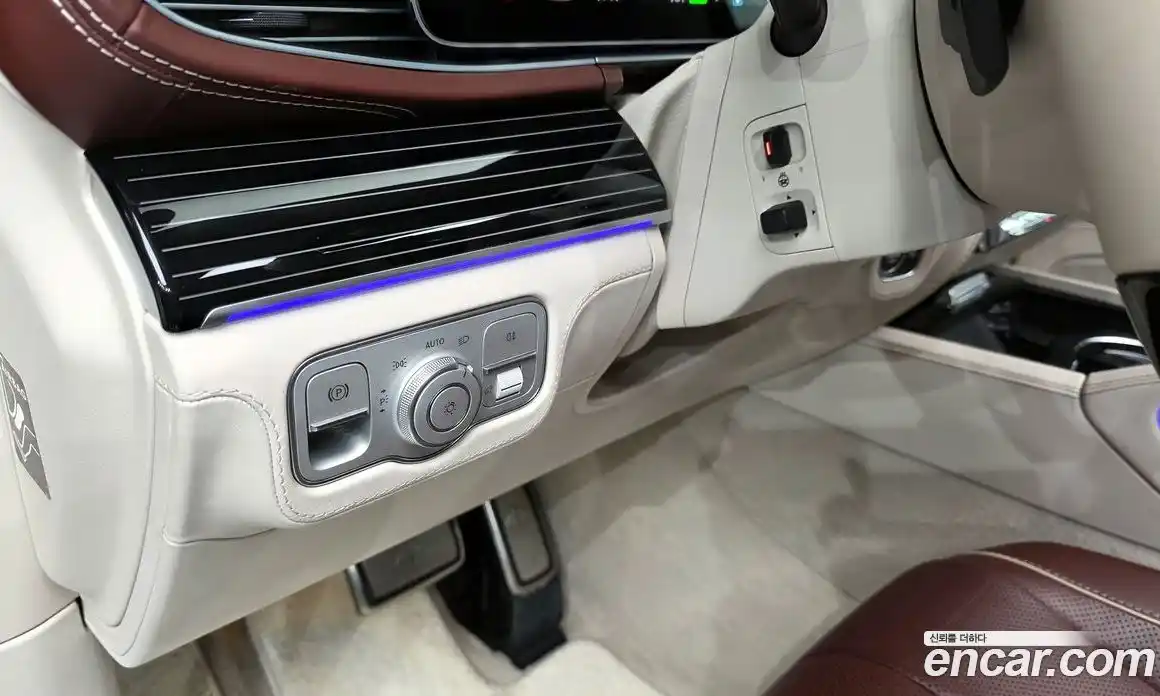 Mercedes-Benz GLS-Class 2023 4.0 гидро, фото 25 Mercedes-Benz GLS-Class 2023 4.0 гидро, фото 25