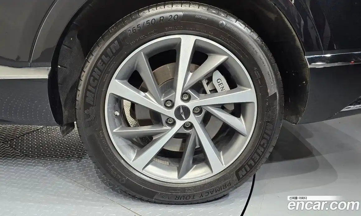 Genesis GV80 2025 2.5 гидро, фото 7