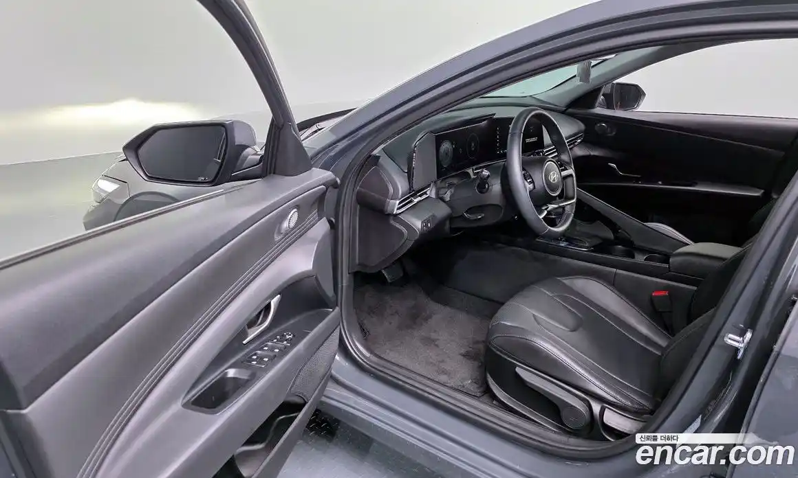 Hyundai Avante 2025 1.6 гидро, фото 13