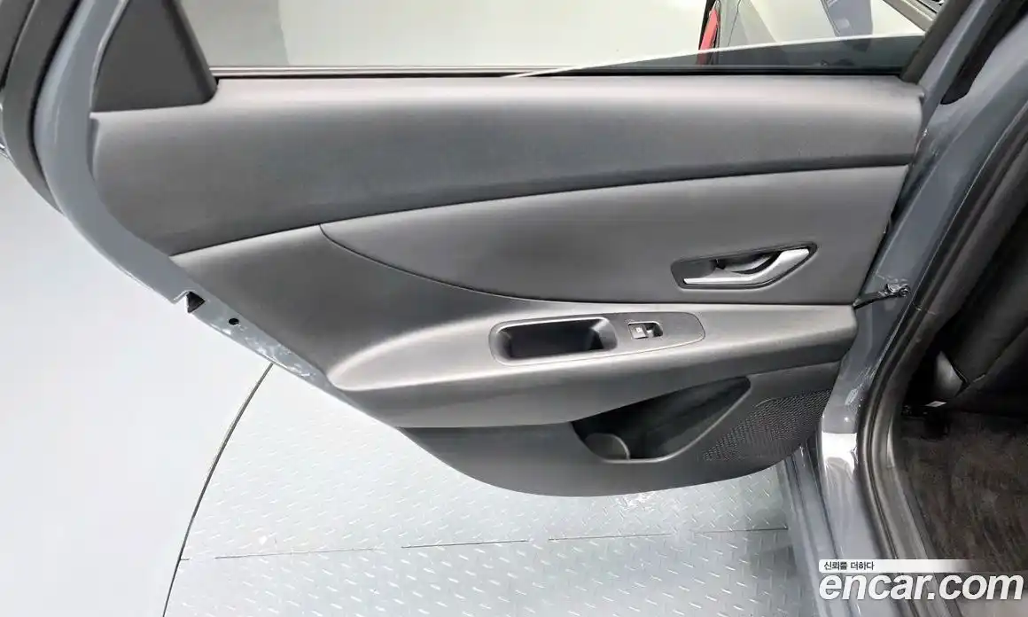 Hyundai Avante 2025 1.6 гидро, фото 15