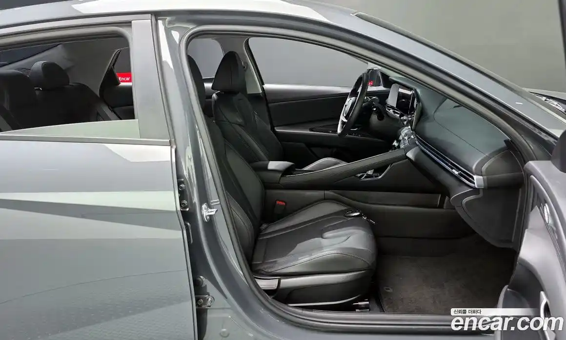 Hyundai Avante 2025 1.6 гидро, фото 16