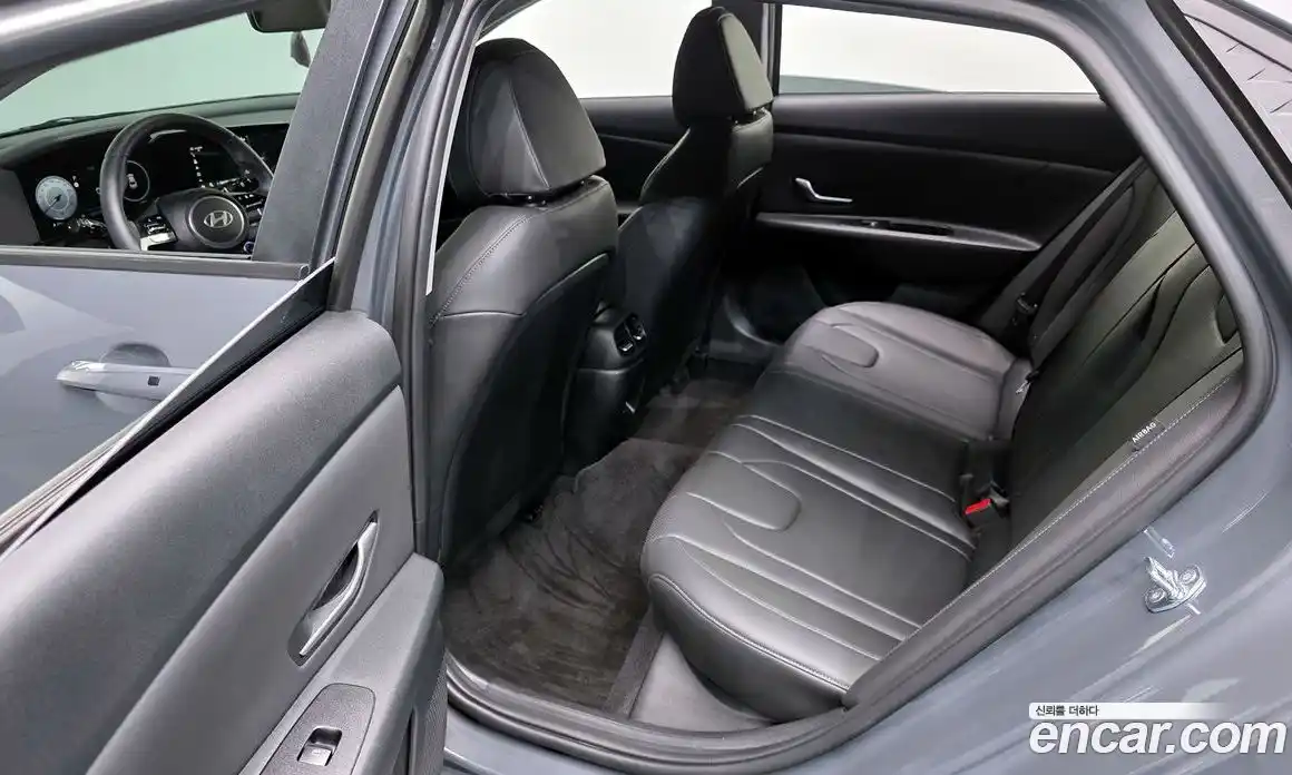 Hyundai Avante 2025 1.6 гидро, фото 18