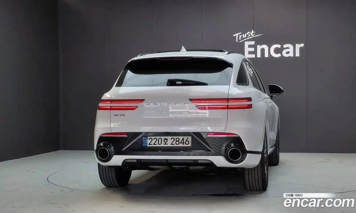 Genesis GV70 2023 2.5 автомат (гидро), фото 4