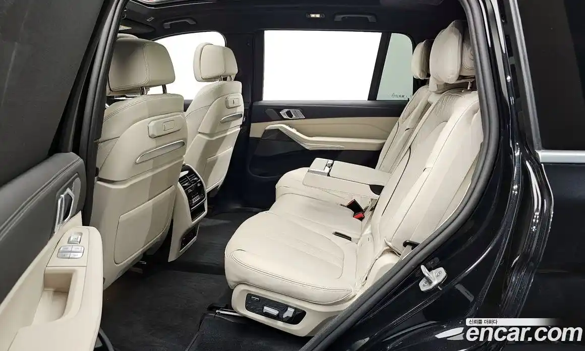 BMW X7 2025 3.0 гидро, фото 16